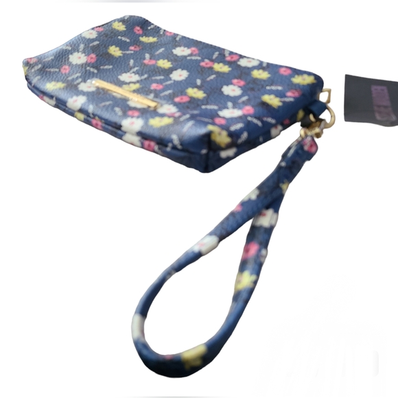 NWT STEVE MADDEN | BLUE/MINT| FLORAL PRINT |  BTRELL WRISTLET - Picture 5 of 16